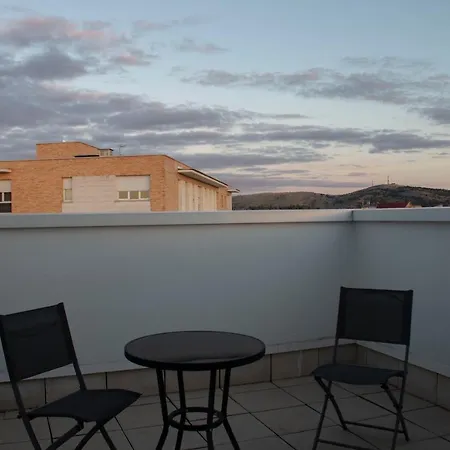 Alda Ciudad De מלון 3*